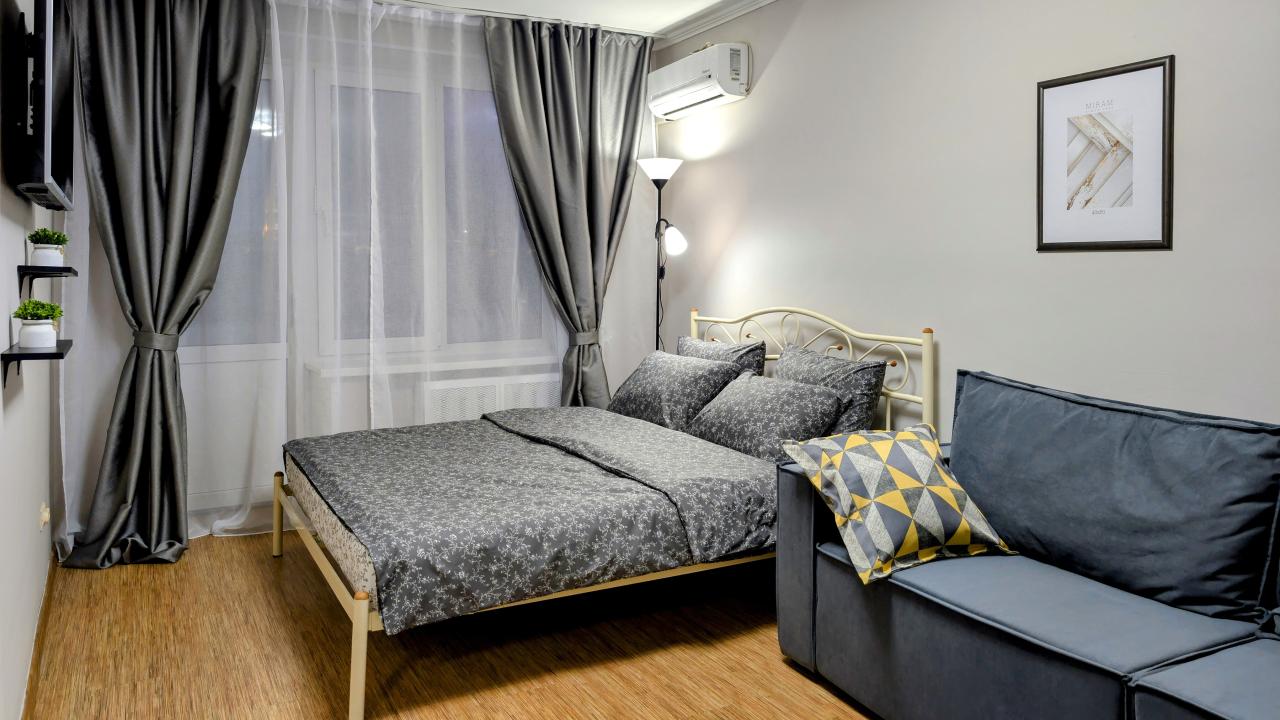 Real photos of The apartment is available on Krasnaya Presnya street 11