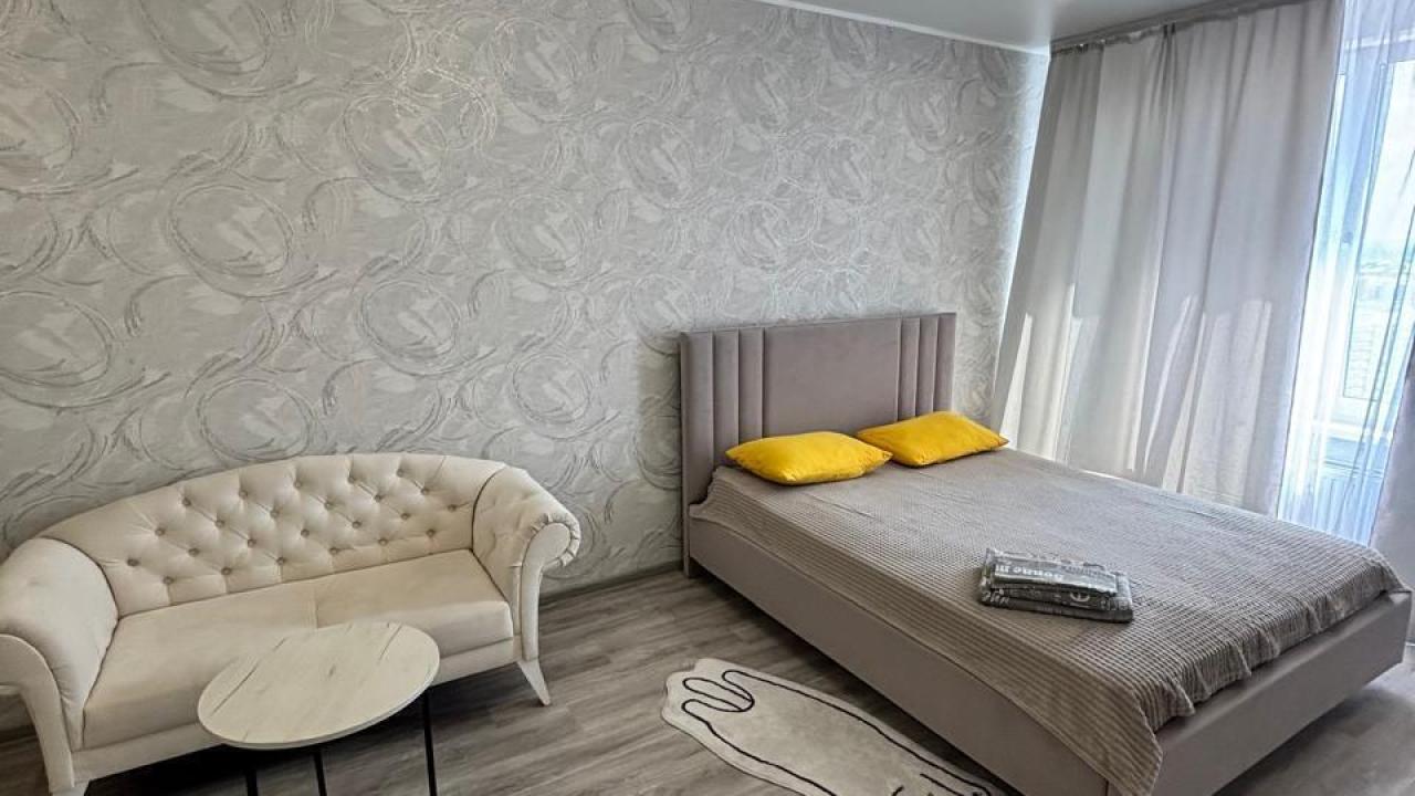Real photos of Apartments in the residential complex Novy Gorod on October Avenue 38