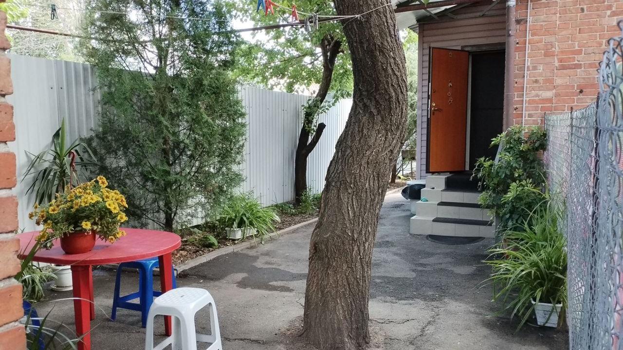 Real photos of House on 18 Gastello Street