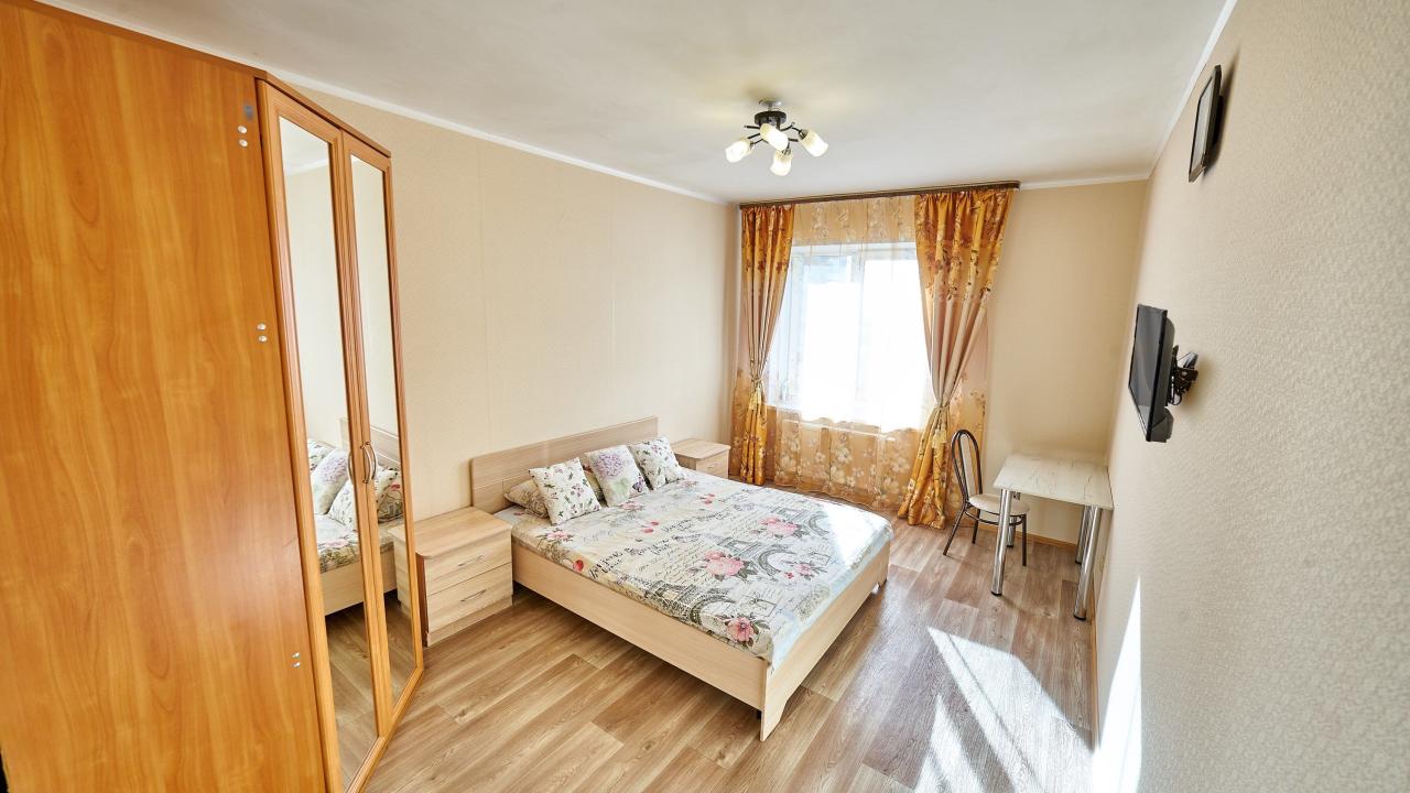 Real photos of Apartments on Nikolai Ostrovsky street, 93B