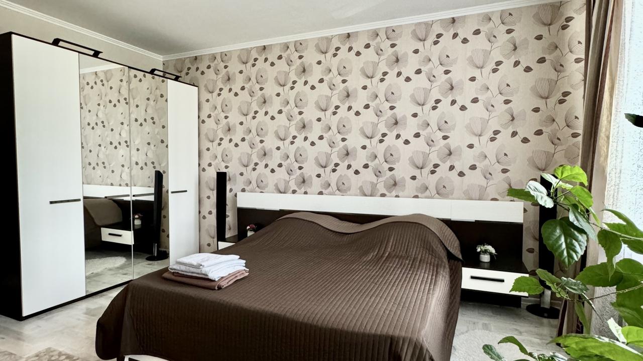 Real photos of Apartments on Lenin Avenue 56
