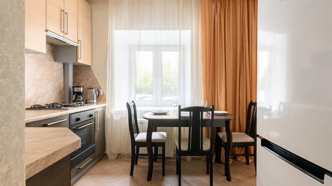 Реальные фото Sergeew Apartments на 2-й линии ВО 51