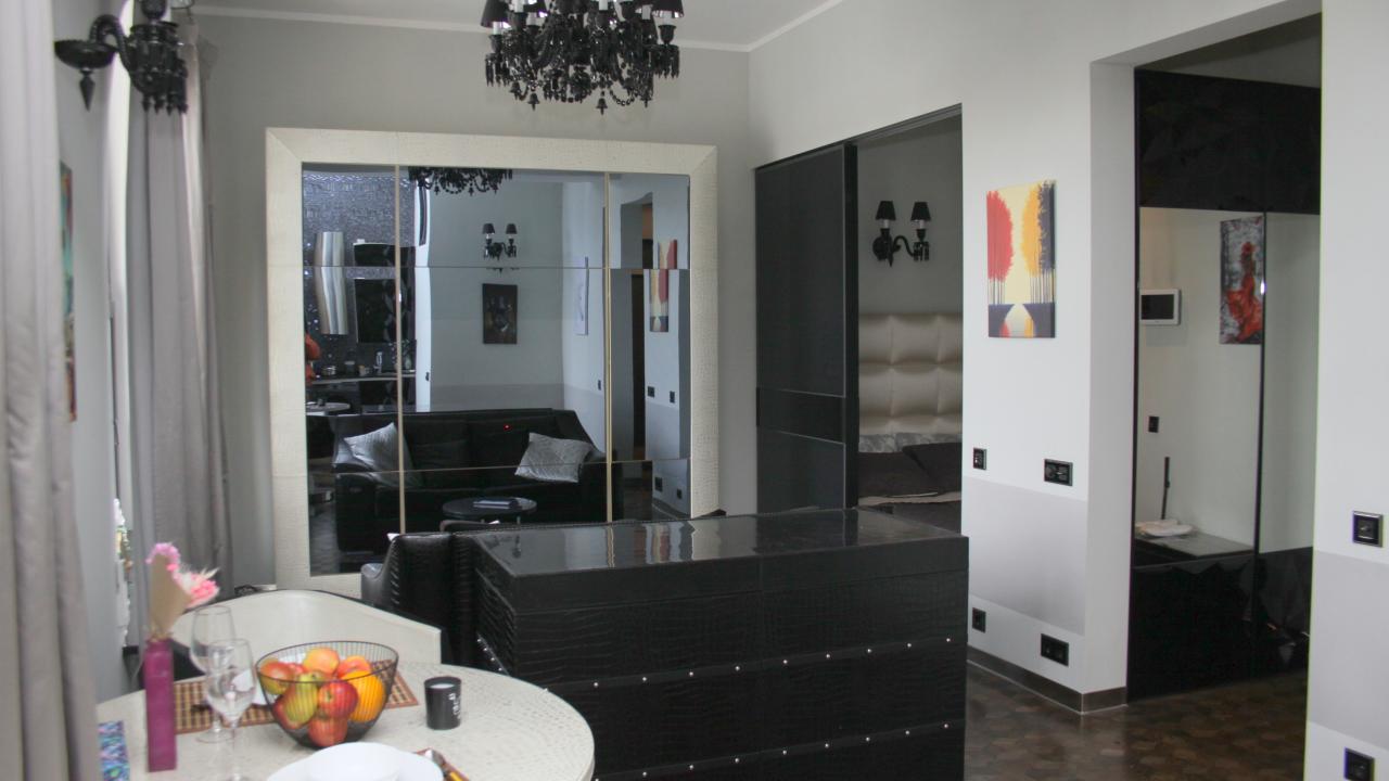 Real photos of Studio apartments in the building of the Hotel Ukraine