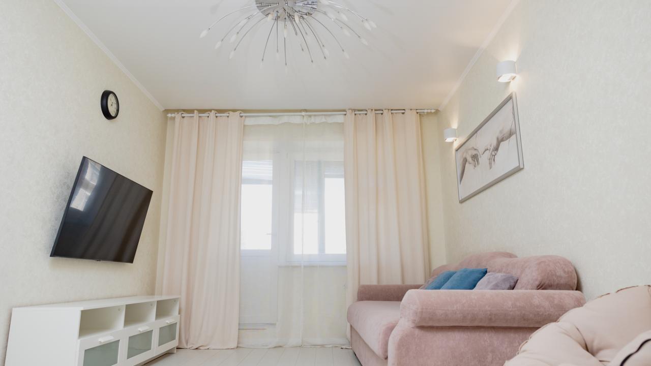 Real photos of Domino Apartments on Doronina Street