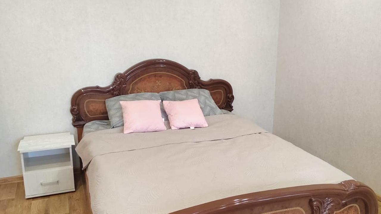 Real photos of Apartments on Kominterna street 43