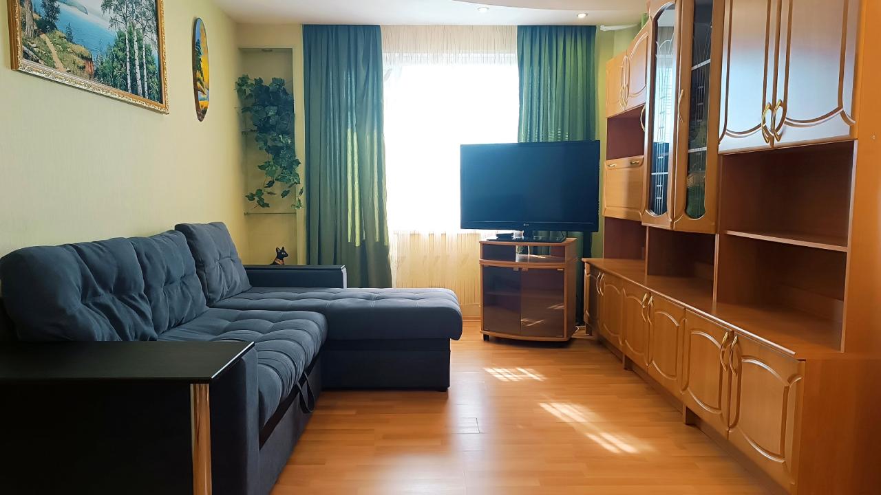 Real photos of Cozy North on Askoldovtsev street 16