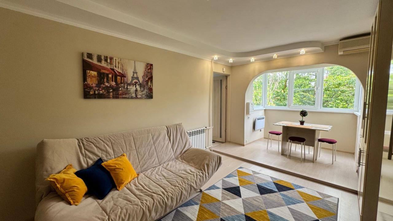 Реальные фото Sun City Apartment (Сан Сити Апартмент) на бульваре Цветной