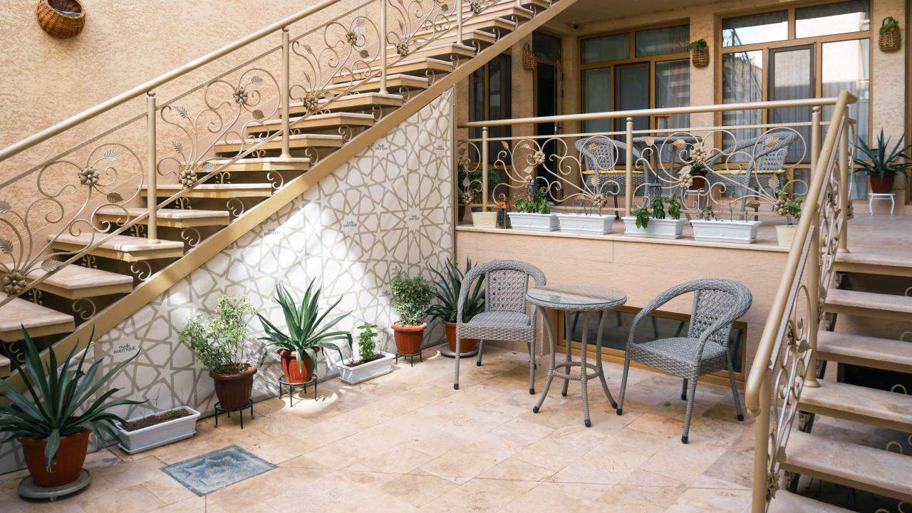 Real photos of Oasis Boutique