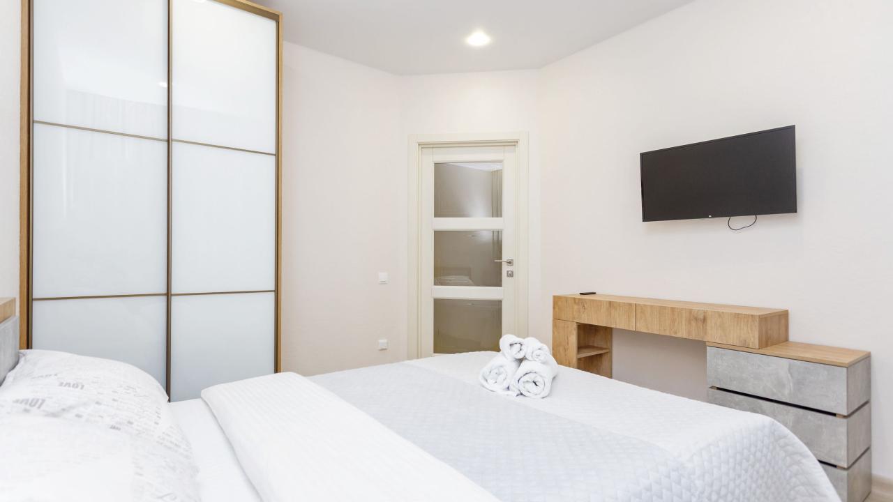Real photos of Bulbash Apartments on 12B Makayenka Street