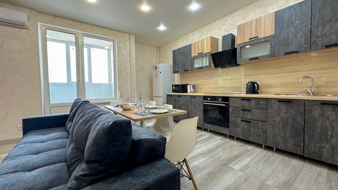 Real photos of EasyRent on Optimist Boulevard 9