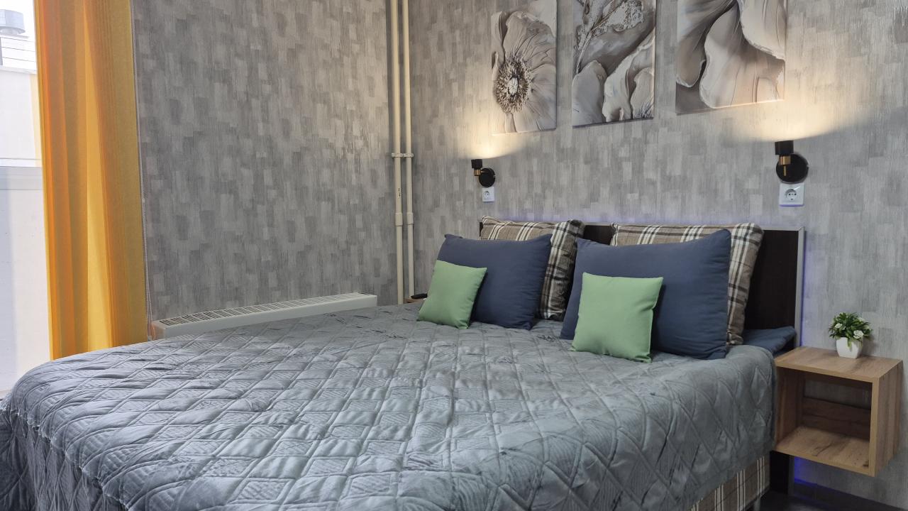 Real photos of BigHouse Apartments on 7B Embankment Street