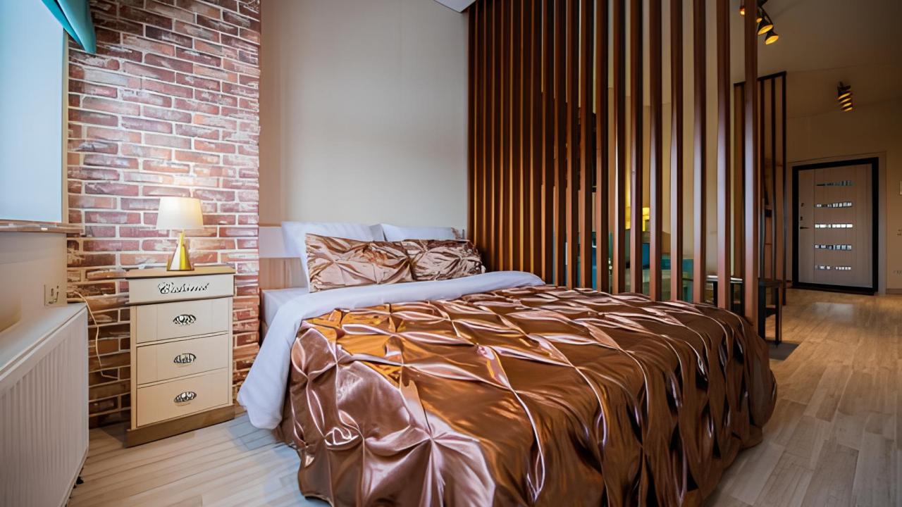 Real photos of ApartDay at 64 Ordzhenikidze Street