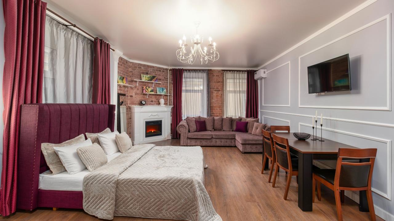 Real photos of DeRent Apartments on the Fontanka River embankment 11