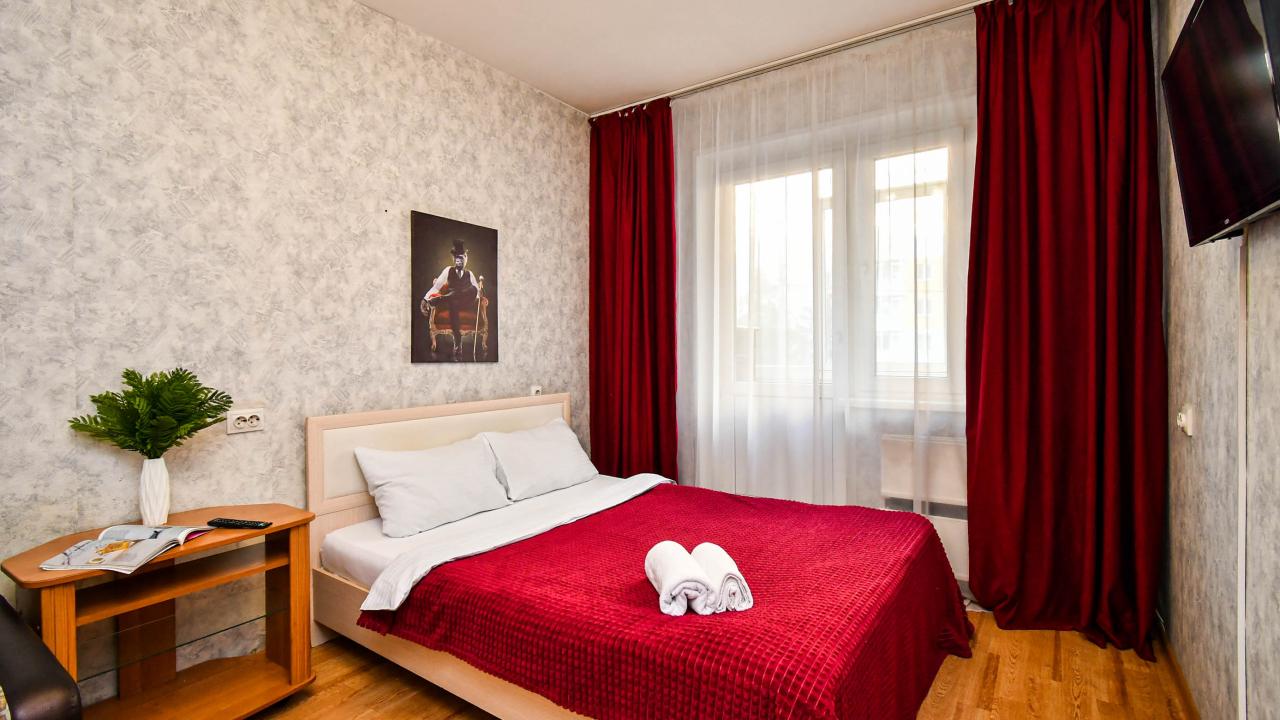 Real photos of Daily on 113 Alekseeva Street