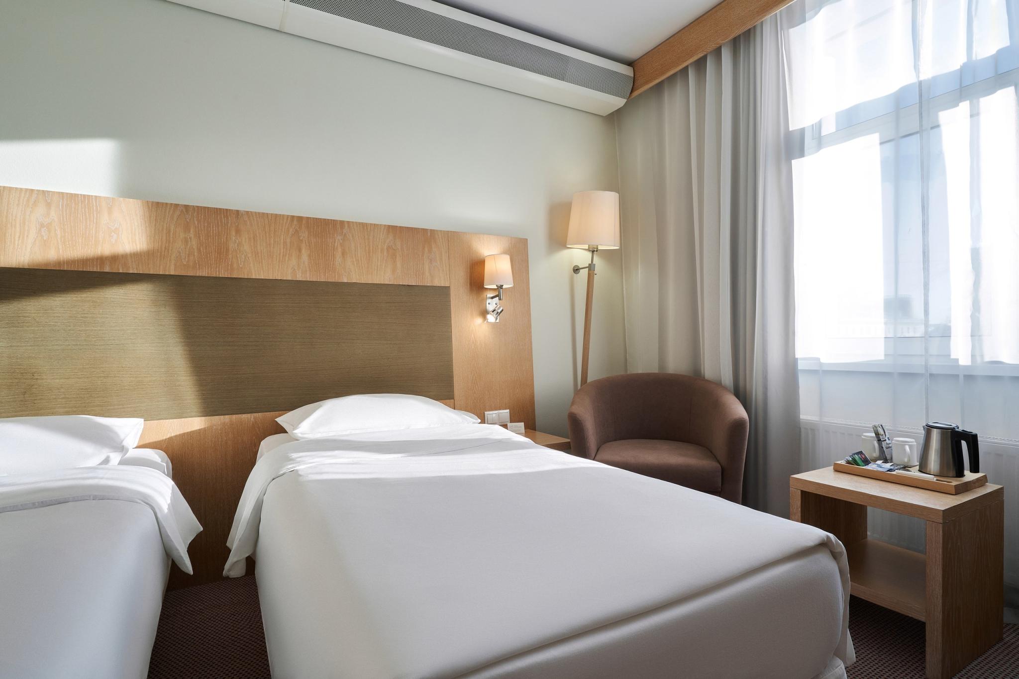 Космос Екатеринбург Отель (Cosmos Ekaterinburg Hotel) - 5