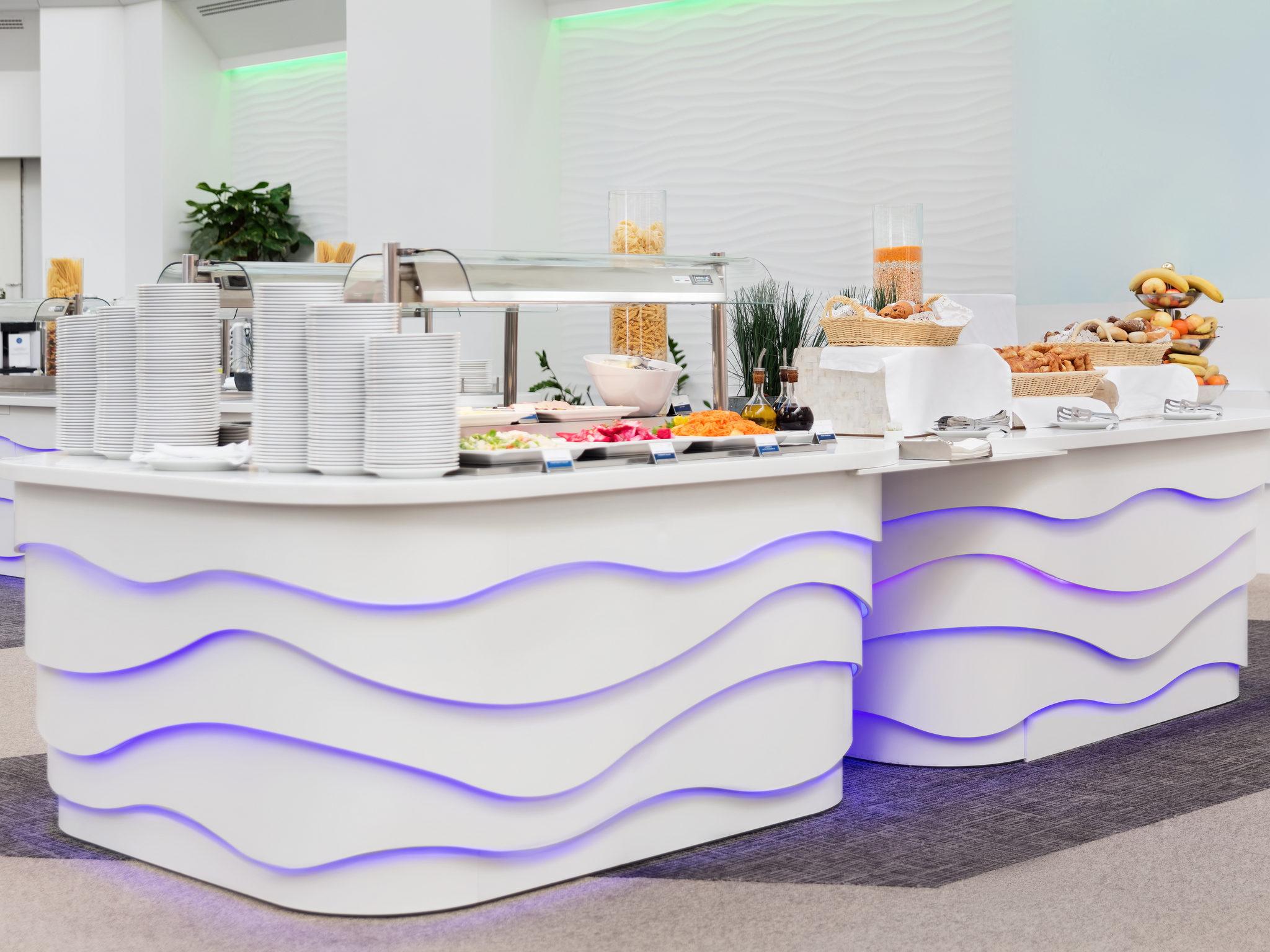 Novotel Moscow Sheremetyevo (Новотель Шереметьево) - 7