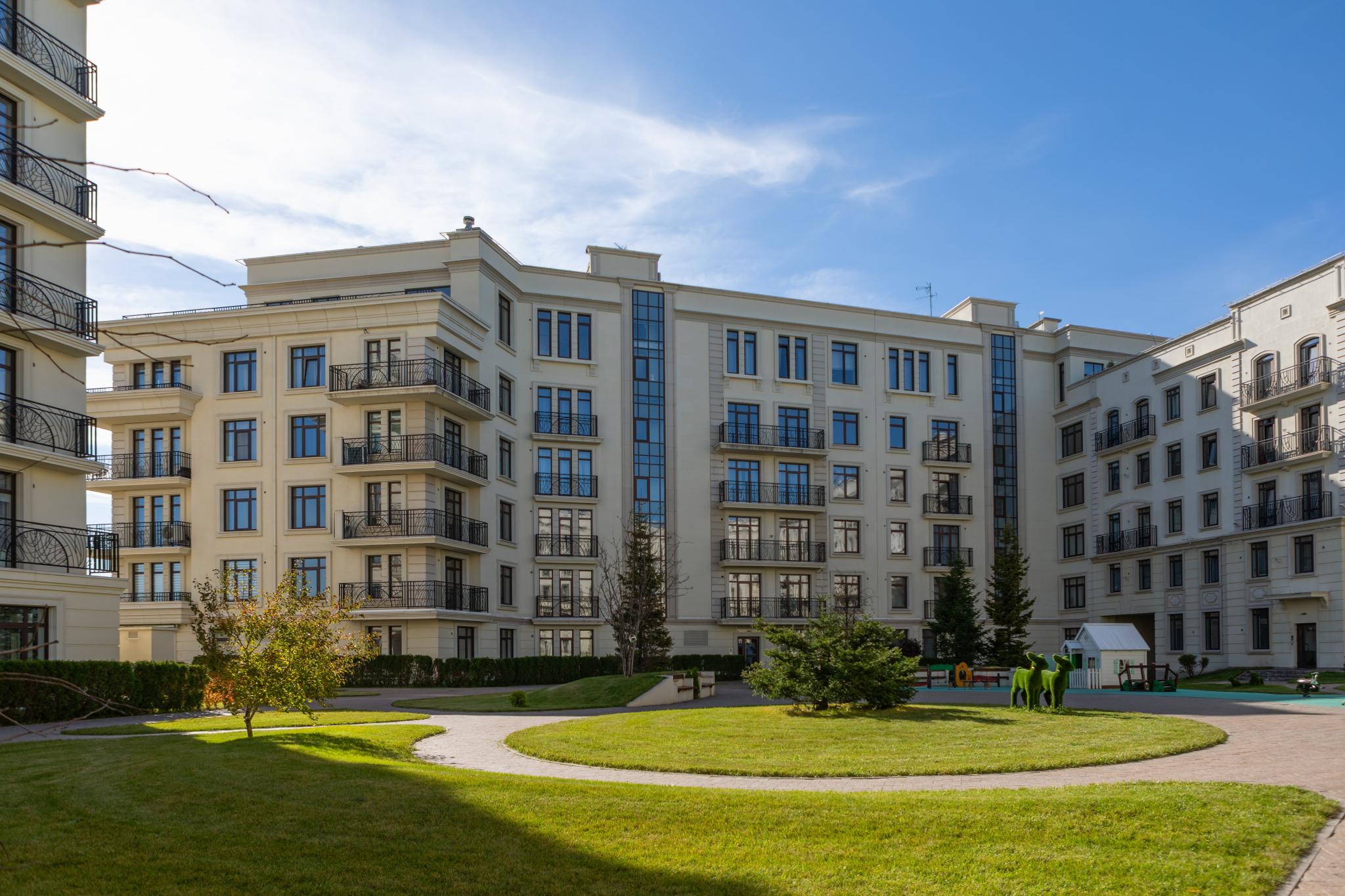 Ramada Hotel &amp; Suites by Wyndham Novosibirsk Zhukovka (Рамада Новосибирск) - 3