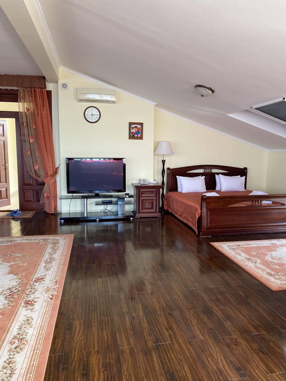 1-комнатные апартаменты, 122 м², 6 этаж