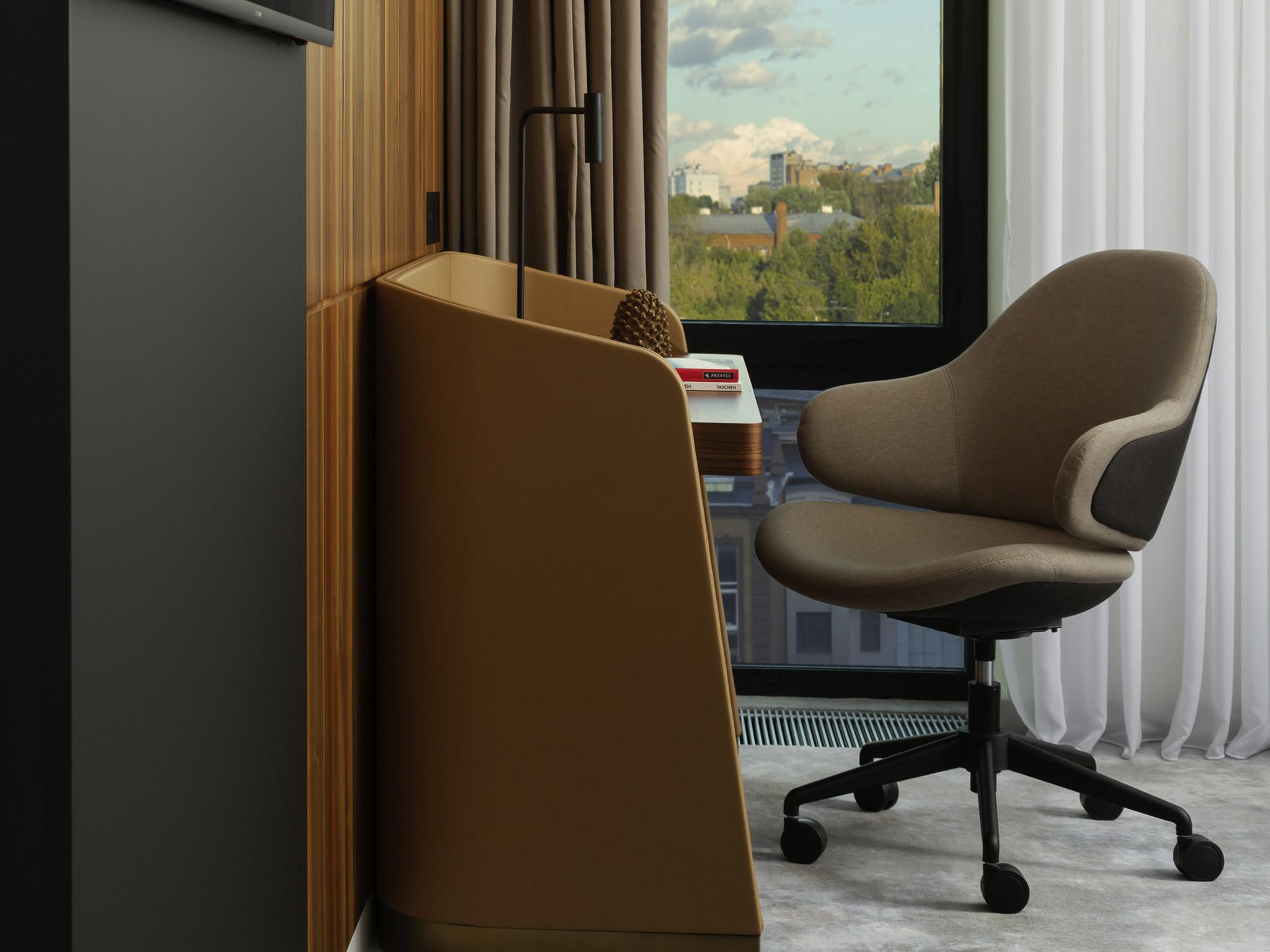 Номер Executive 2