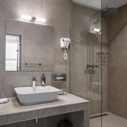 Cosmos Omsk Hotel (Космос Омск) — 005b3b923f12cea664c02e2250173006