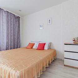 Фото Апартаменты на улице Рауиса Гареева