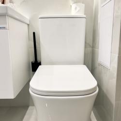 2-комнатные апартаменты стандарт в центре Тюмени с живописным прудом