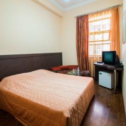 Фото Отель Yerevan Deluxe ( Делюкс)