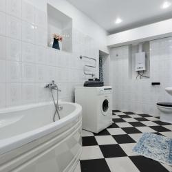 Фото Отель FlatStay Владимирский 15| Большая 3шка в центре
