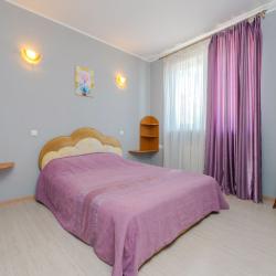 Улучшенные апартаменты с 2 спальнями и балконом с видом на море и город