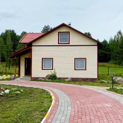 Коттедж улучшенный с 2 односпальными кроватями