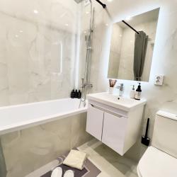 4-местные 2-комнатные апартаменты улучшенные в Центре Тюмени рядом с природой