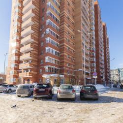 Фото Апартаменты Комфорт на улице Адоратского 4А