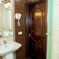 Номер стандарт двухкомнатный с 2 односпальными кроватями (корпус 1,3) (мансарда)