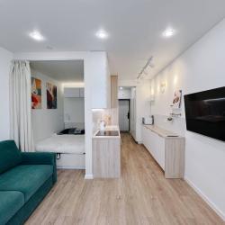 2-местные 1-комнатные апартаменты студия с 1 двуспальной кроватью