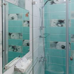 Номер стандарт с 1 двуспальной кроватью (с завтраком)