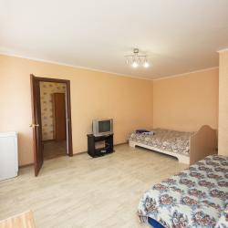 Фото Апартаменты Наш дом на улице Мельникайте 93