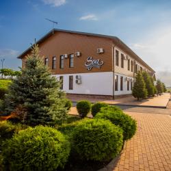 Номер полулюкс с 1 двуспальной кроватью