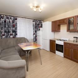 Фото Отель НаСутки35 на Челюскинцев 62