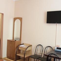 Номер стандарт улучшенный с 4 односпальными кроватями