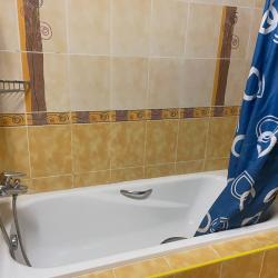 Cтандарт улучшенный с двумя двуспальными кроватями и собственной кухней