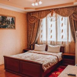Номер стандарт с 1 двуспальной кроватью (с завтраком)