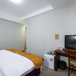 Номер стандарт с 1 двуспальной кроватью