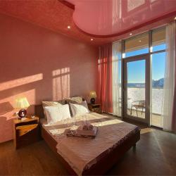 ART HOUSE HOTEL (Арт Хаус) — 02a4825df97b1a841a6366d350a11beb