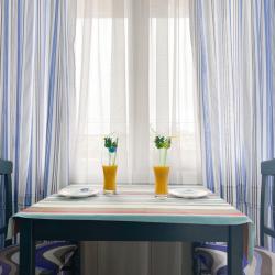 Номер семейный с 1 двуспальной кроватью Морской