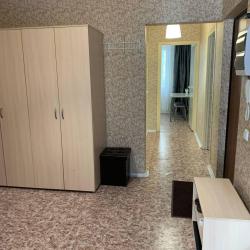 Фото Апартаменты на улице Орджоникидзе 30/1