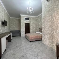 Номер делюкс улучшенный с 1 двуспальной кроватью