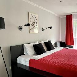 Фото Отель Apart Mari (Апарт Мари) на улице Черняховского