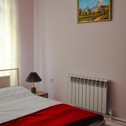 Фото Отель Hotel Erebuni Plaza (Эребуни Плаза)