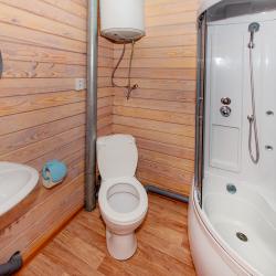 Номер стандарт с 1 односпальной и 1 двуспальной кроватью