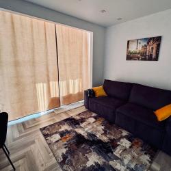 Фото Апартаменты на улице Октябрьская 181/2 корпус 3